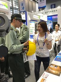 보안상 HD 머리 부착된 카메라, 카메라 289*233*150 Mm에 조립된 것을 가진 4G 와이파이 헬멧