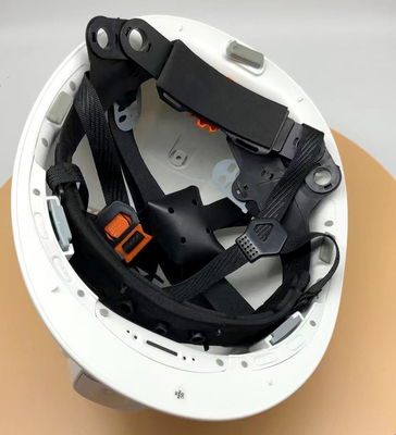 전원 공급 12V 또는 5V 4G GPS 안전 헬멧 카메라 내장 4000mAh 배터리와 조절 가능한 모드