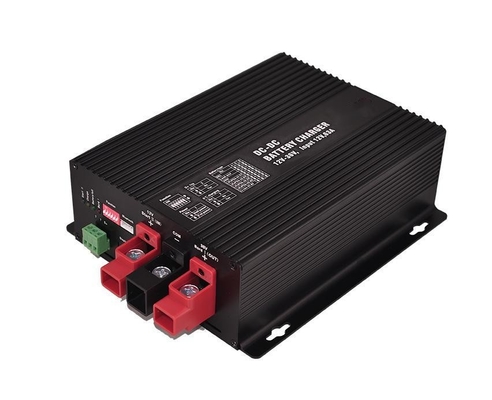 48V 보드 배터리 정렬 전압 DC12V ~ 48V 배터리 충전기 자체 소비 전류 35 MA 최대 출력 전류 15.4A